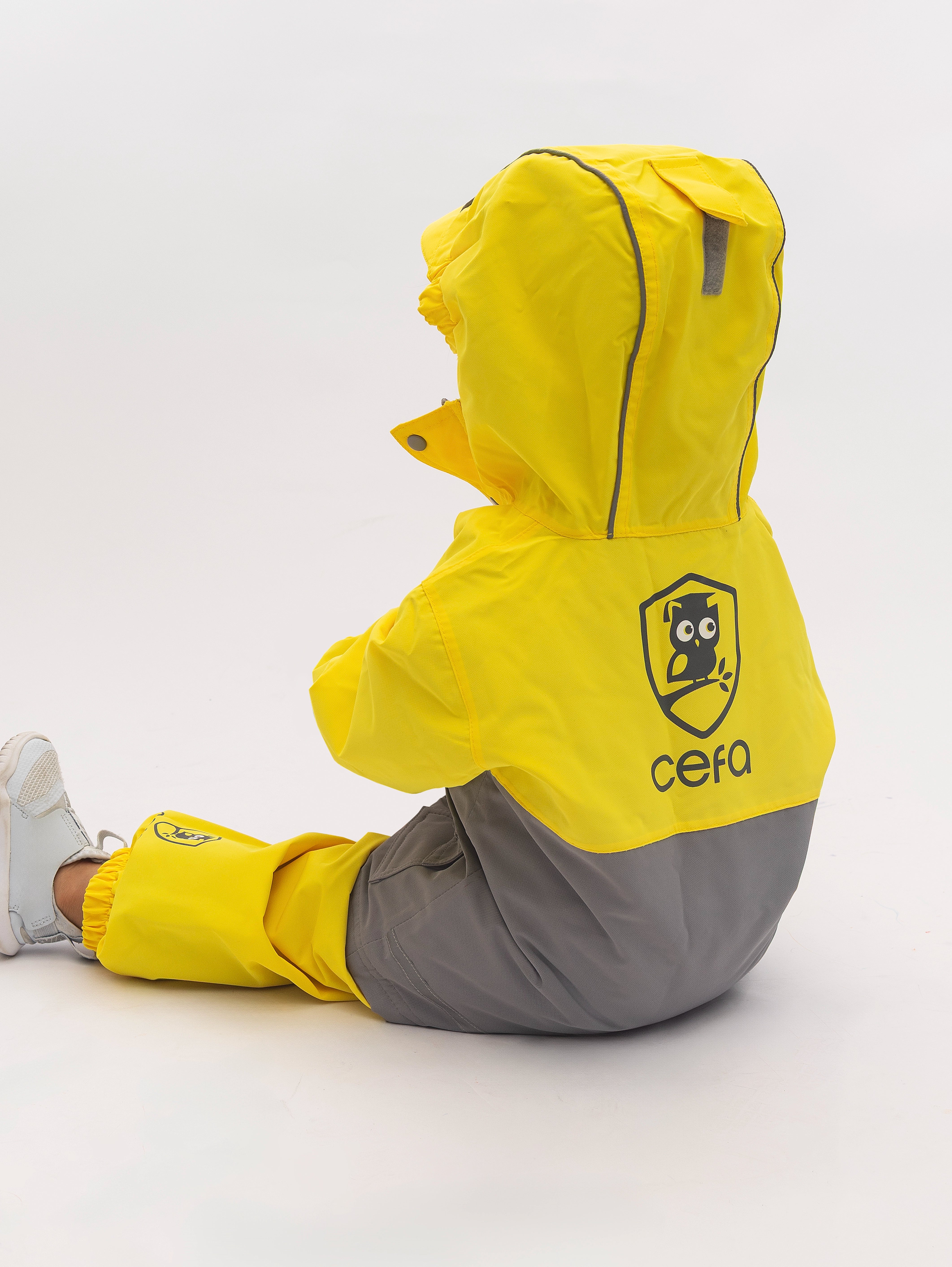 Single-Layered Rain Jacket